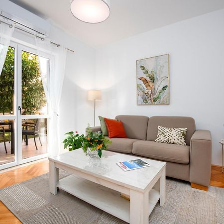 Antares Apartments 챠브타트 외부 사진
