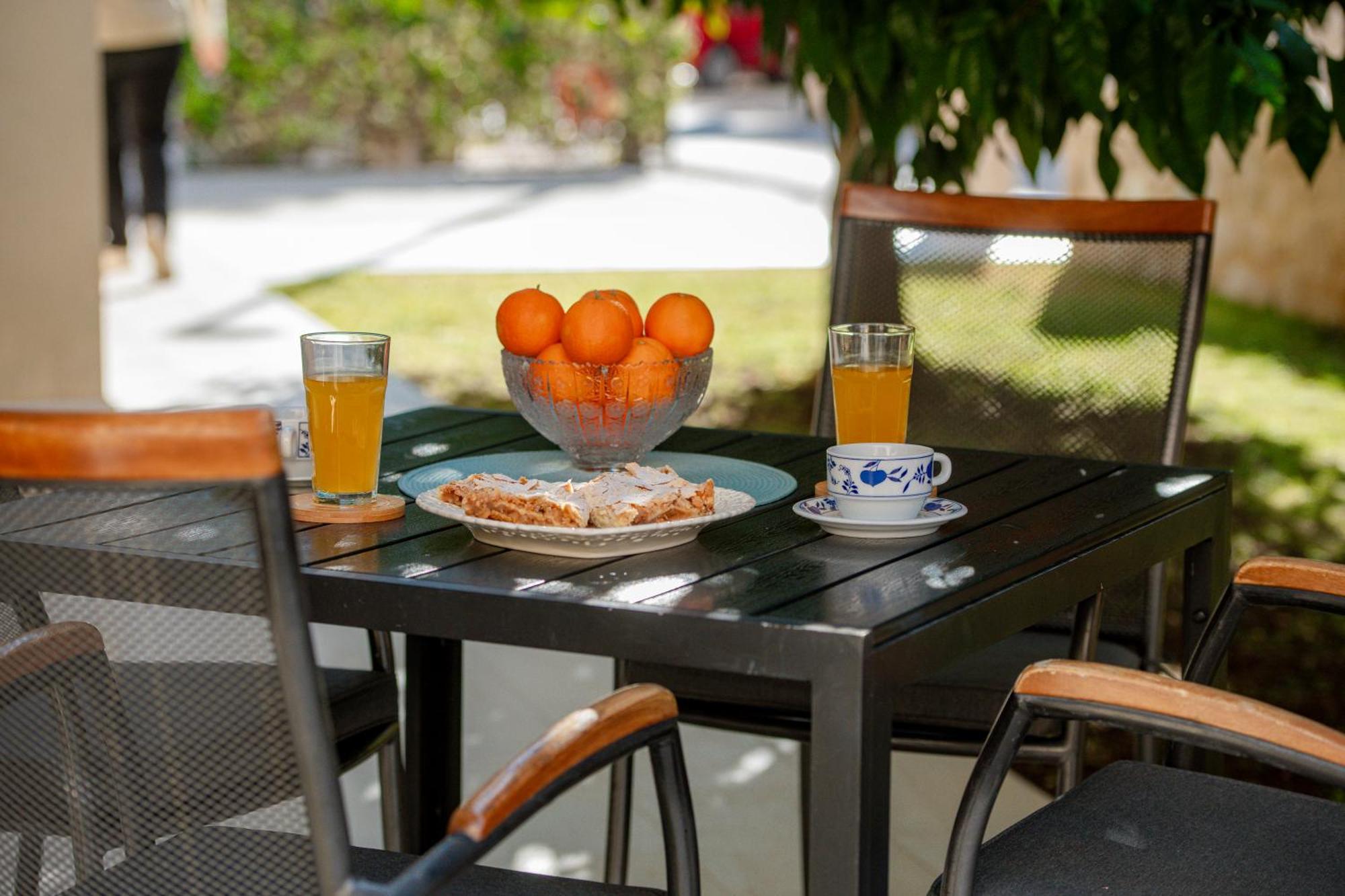 Antares Apartments 챠브타트 외부 사진